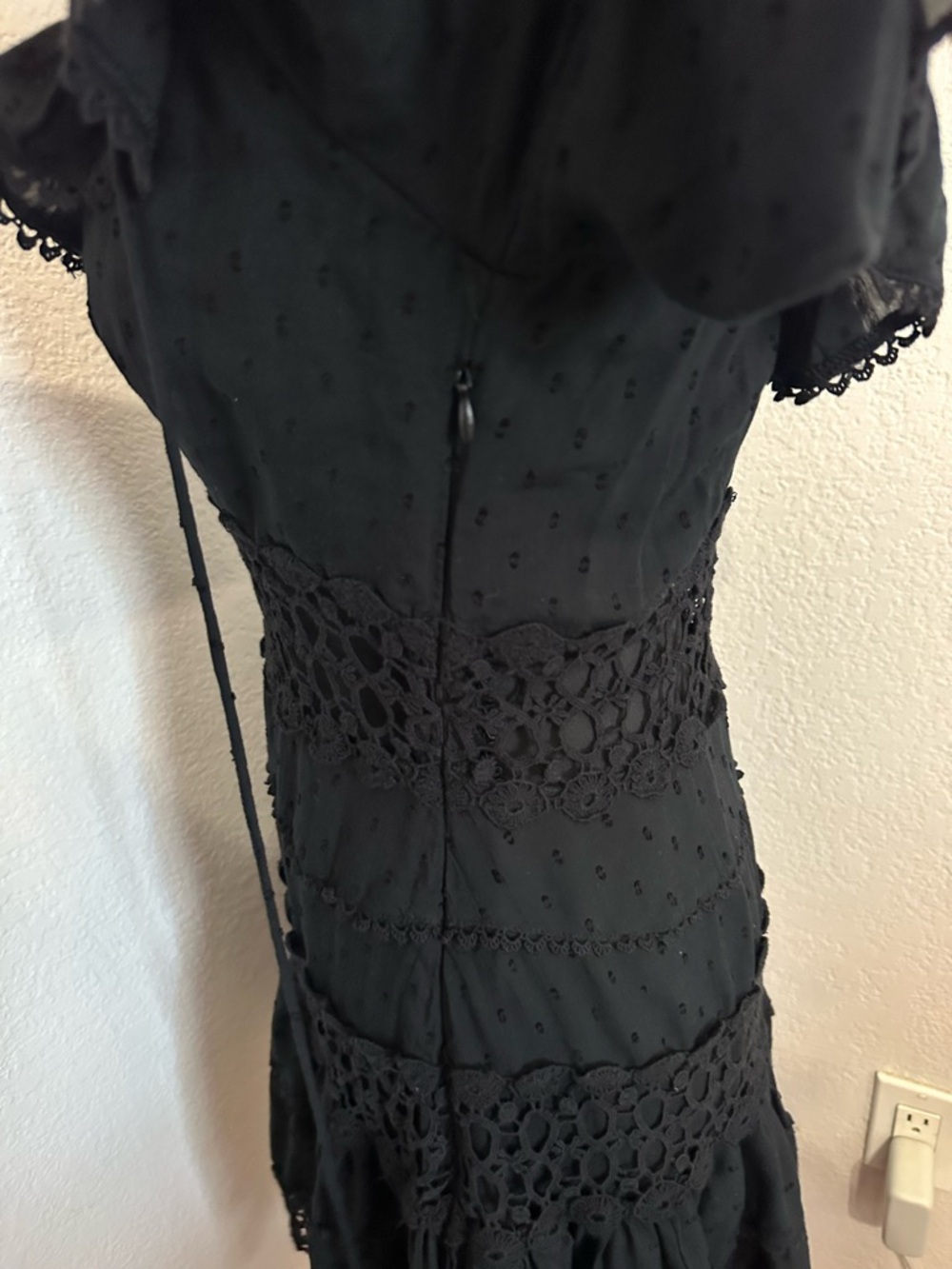 Free People Cruel Intentions Black Off-Shoulder Crochet Waist Mini Dress - Sz 6 - Picture 3 of 11